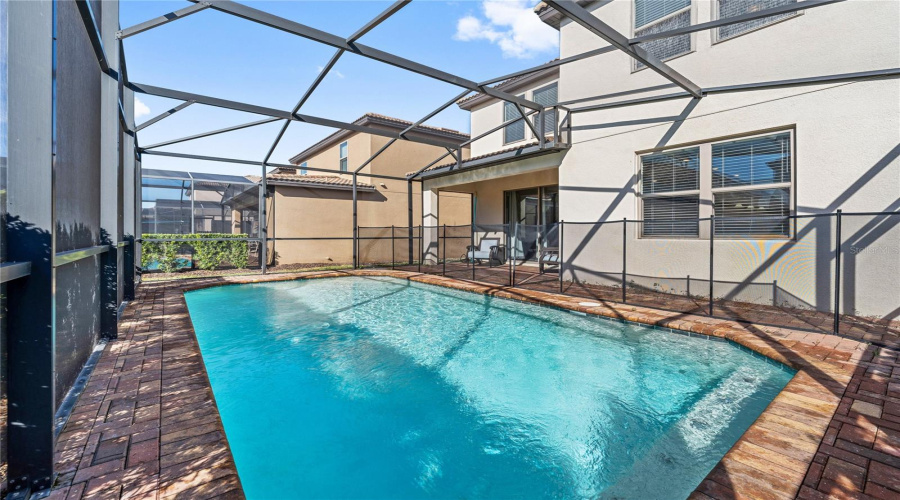 DAVENPORT, Florida 33837, 5 Bedrooms Bedrooms, ,4 BathroomsBathrooms,Residential,For Sale,MISTY OAK,0,MFRS5140112