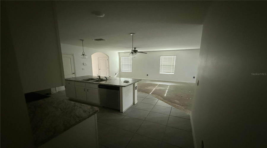 DAVENPORT, Florida 33837, 5 Bedrooms Bedrooms, ,3 BathroomsBathrooms,Residential,For Sale,GINA,0,MFRO6337591