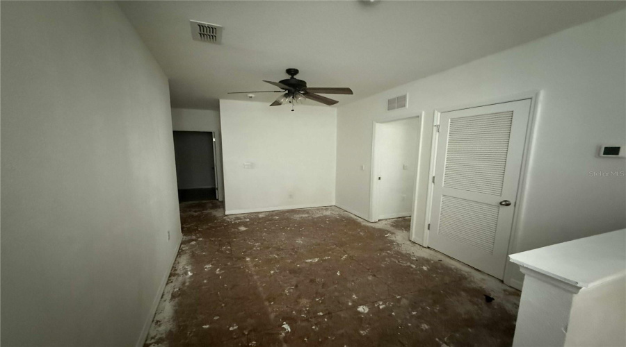 DAVENPORT, Florida 33837, 5 Bedrooms Bedrooms, ,3 BathroomsBathrooms,Residential,For Sale,GINA,0,MFRO6337591