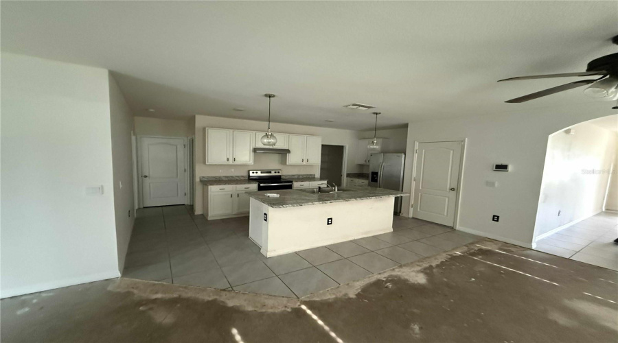 DAVENPORT, Florida 33837, 5 Bedrooms Bedrooms, ,3 BathroomsBathrooms,Residential,For Sale,GINA,0,MFRO6337591