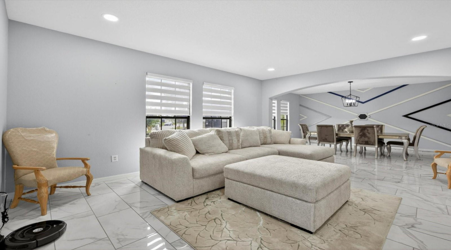 KISSIMMEE, Florida 34746, 6 Bedrooms Bedrooms, ,4 BathroomsBathrooms,Residential,For Sale,ANGLER,0,MFRO6366323