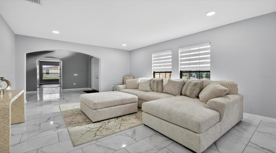 KISSIMMEE, Florida 34746, 6 Bedrooms Bedrooms, ,4 BathroomsBathrooms,Residential,For Sale,ANGLER,0,MFRO6366323