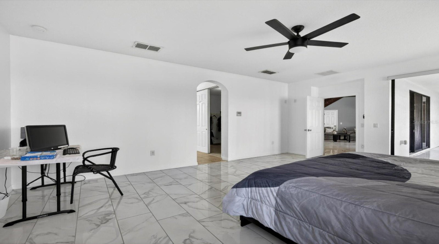 KISSIMMEE, Florida 34746, 6 Bedrooms Bedrooms, ,4 BathroomsBathrooms,Residential,For Sale,ANGLER,0,MFRO6366323