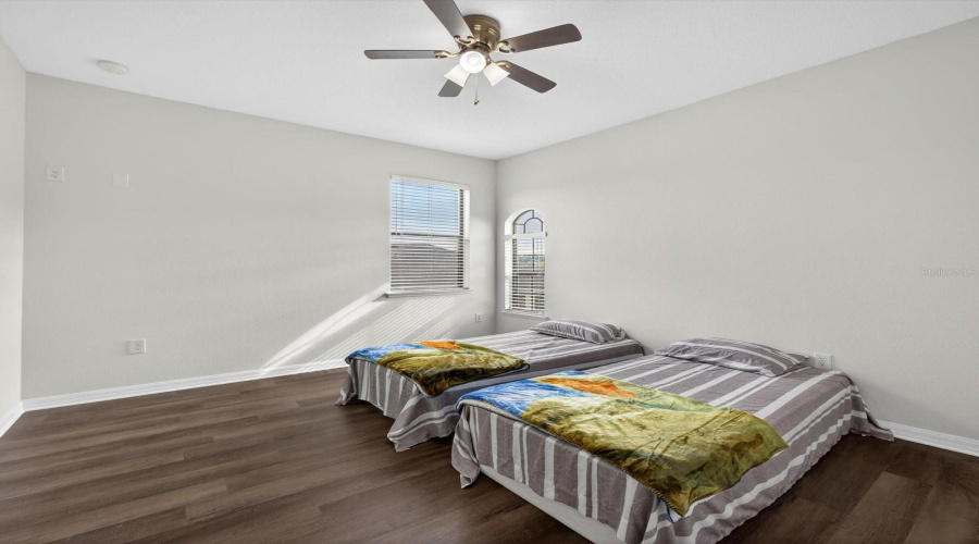 KISSIMMEE, Florida 34746, 6 Bedrooms Bedrooms, ,4 BathroomsBathrooms,Residential,For Sale,ANGLER,0,MFRO6366323