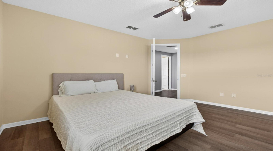 KISSIMMEE, Florida 34746, 6 Bedrooms Bedrooms, ,4 BathroomsBathrooms,Residential,For Sale,ANGLER,0,MFRO6366323