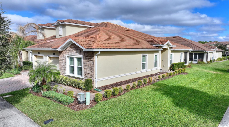 DAVENPORT, Florida 33896, 2 Bedrooms Bedrooms, ,2 BathroomsBathrooms,Residential,For Sale,BLACKWOLF RUN,0,MFRS5139913
