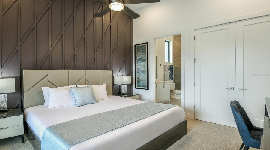 DAVENPORT, Florida 33837, 6 Bedrooms Bedrooms, ,6 BathroomsBathrooms,Residential,For Sale,OAK CREEK,0,MFRO6366824