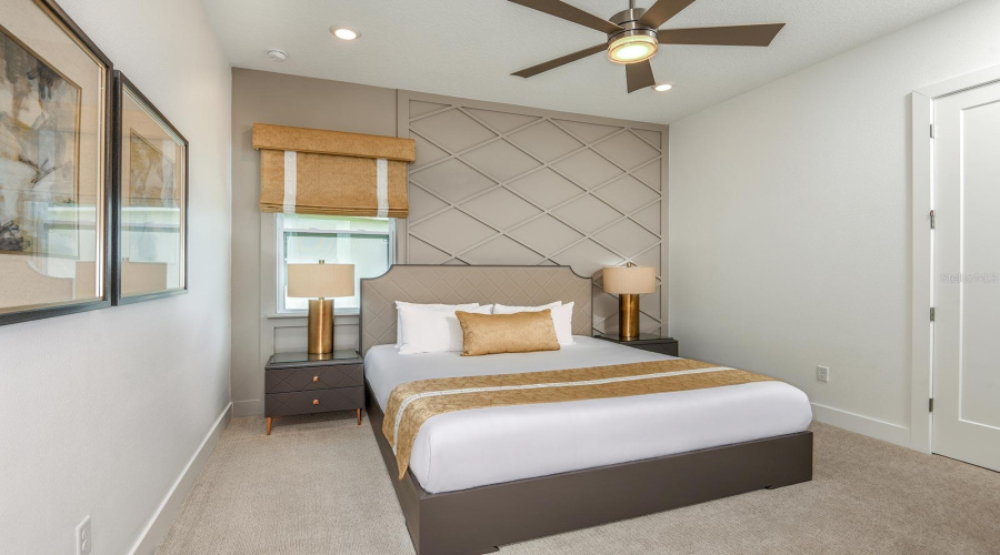 DAVENPORT, Florida 33837, 6 Bedrooms Bedrooms, ,6 BathroomsBathrooms,Residential,For Sale,OAK CREEK,0,MFRO6366824