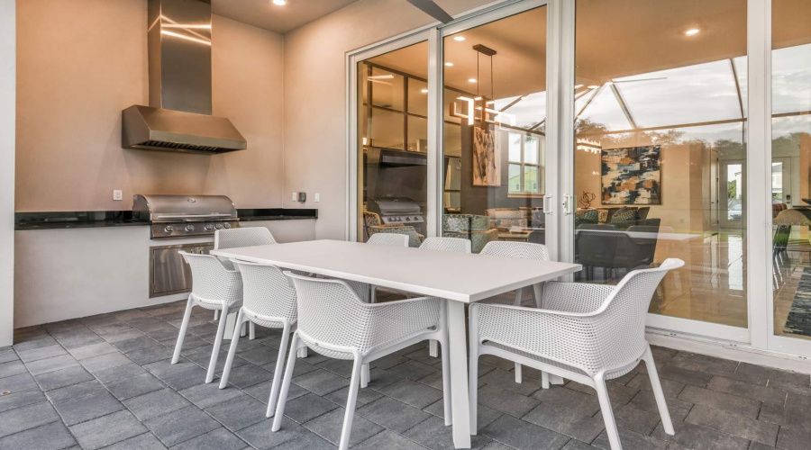 DAVENPORT, Florida 33837, 6 Bedrooms Bedrooms, ,6 BathroomsBathrooms,Residential,For Sale,OAK CREEK,0,MFRO6366824