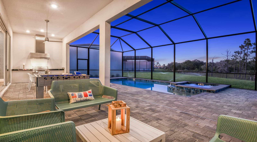 DAVENPORT, Florida 33837, 6 Bedrooms Bedrooms, ,6 BathroomsBathrooms,Residential,For Sale,OAK CREEK,0,MFRO6366824