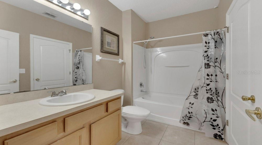 KISSIMMEE, Florida 34746, 4 Bedrooms Bedrooms, ,2 BathroomsBathrooms,Residential,For Sale,CARAVELLE,0,MFRO6366725