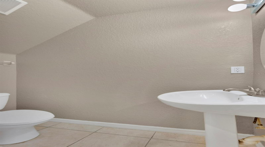 KISSIMMEE, Florida 34746, 4 Bedrooms Bedrooms, ,2 BathroomsBathrooms,Residential,For Sale,CARAVELLE,0,MFRO6366725