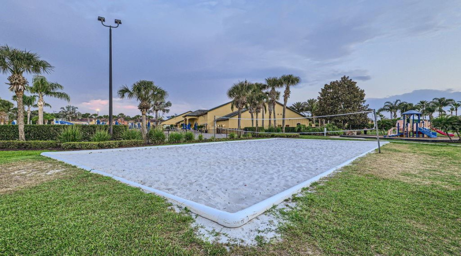KISSIMMEE, Florida 34747, 5 Bedrooms Bedrooms, ,4 BathroomsBathrooms,Residential,For Sale,BEACH PALM,0,MFRO6309408