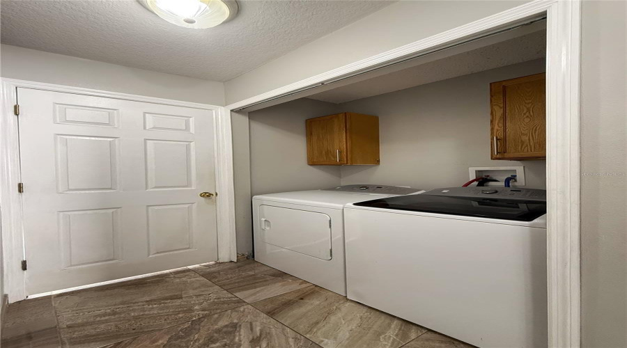 Primary Bathroom suite Photo #3