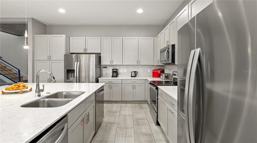 DAVENPORT, Florida 33837, 11 Bedrooms Bedrooms, ,11 BathroomsBathrooms,Residential,For Sale,OAK SHADOW COURT,0,MFRS5139957