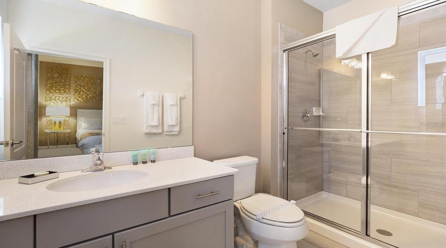 DAVENPORT, Florida 33837, 11 Bedrooms Bedrooms, ,11 BathroomsBathrooms,Residential,For Sale,OAK SHADOW COURT,0,MFRS5139957