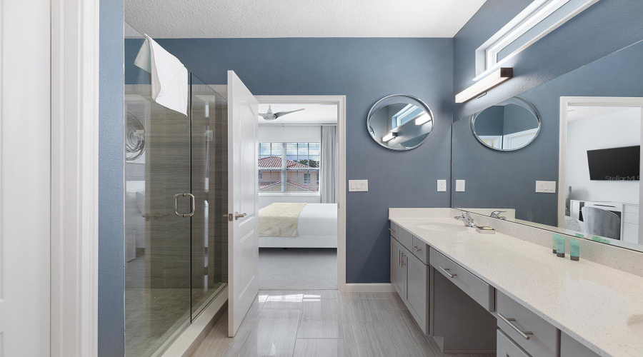 DAVENPORT, Florida 33837, 11 Bedrooms Bedrooms, ,11 BathroomsBathrooms,Residential,For Sale,OAK SHADOW COURT,0,MFRS5139957