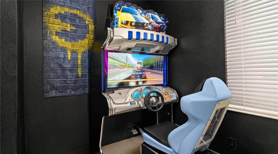 DAVENPORT, Florida 33837, 11 Bedrooms Bedrooms, ,11 BathroomsBathrooms,Residential,For Sale,OAK SHADOW COURT,0,MFRS5139957