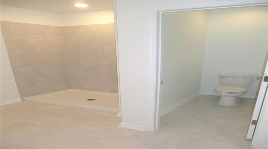 DAVENPORT, Florida 33837, 4 Bedrooms Bedrooms, ,2 BathroomsBathrooms,Residential,For Sale,LOCH COURT,0,MFRO6363502