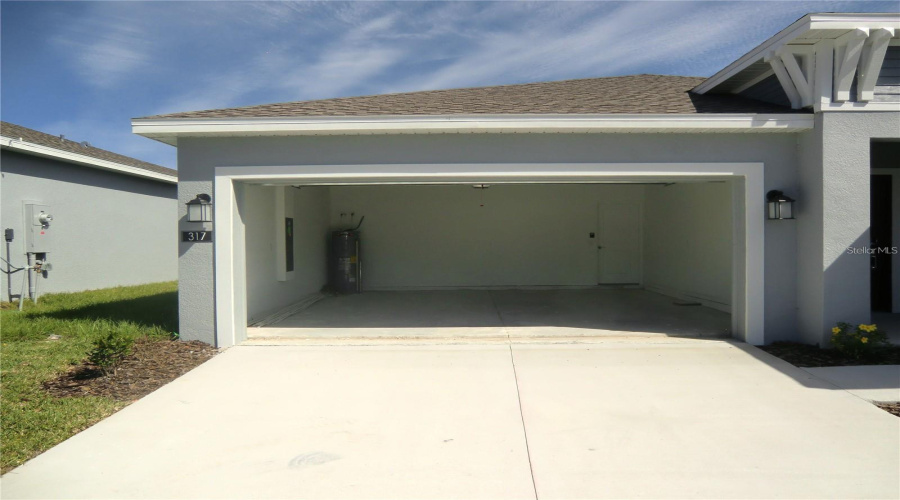 DAVENPORT, Florida 33837, 4 Bedrooms Bedrooms, ,2 BathroomsBathrooms,Residential,For Sale,LOCH COURT,0,MFRO6363502