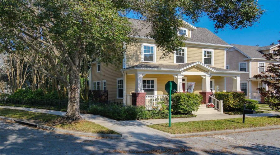CELEBRATION, Florida 34747, 6 Bedrooms Bedrooms, ,3 BathroomsBathrooms,Residential,For Sale,BANKS ROSE,0,MFRS5137208