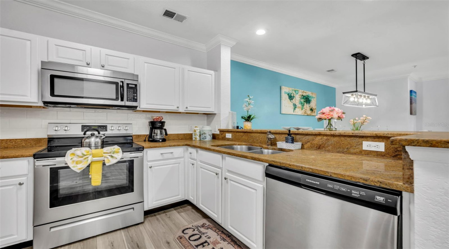 DAVENPORT, Florida 33896, 3 Bedrooms Bedrooms, ,2 BathroomsBathrooms,Residential,For Sale,TUSCAN,0,MFRO6338705