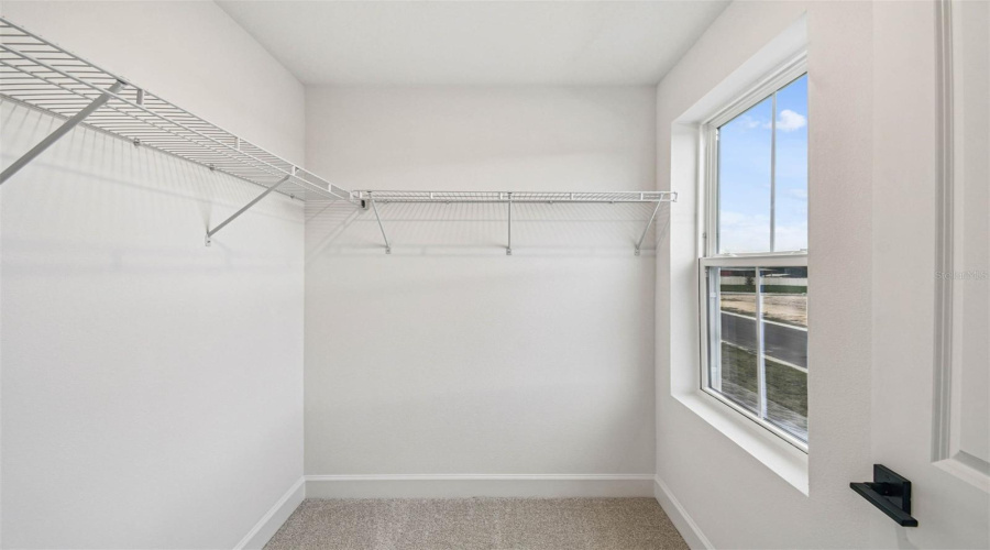 DAVENPORT, Florida 33837, 5 Bedrooms Bedrooms, ,3 BathroomsBathrooms,Residential,For Sale,HALTER,0,MFRO6367147