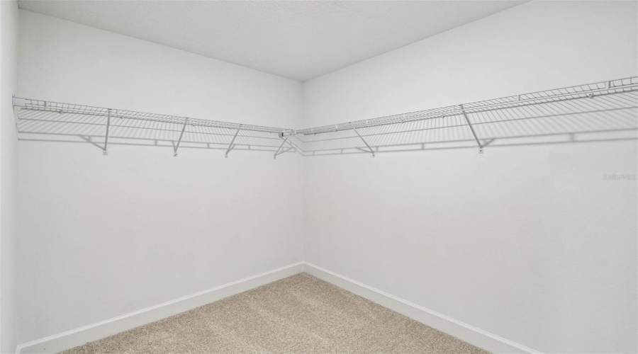 DAVENPORT, Florida 33837, 5 Bedrooms Bedrooms, ,3 BathroomsBathrooms,Residential,For Sale,HALTER,0,MFRO6367147