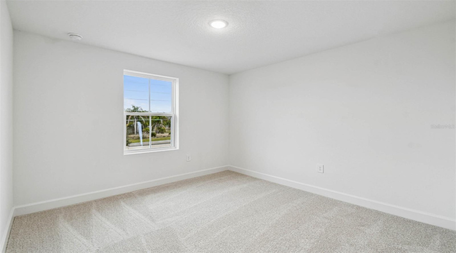 DAVENPORT, Florida 33837, 5 Bedrooms Bedrooms, ,3 BathroomsBathrooms,Residential,For Sale,HALTER,0,MFRO6367147