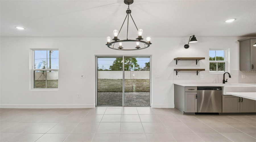 DAVENPORT, Florida 33837, 5 Bedrooms Bedrooms, ,3 BathroomsBathrooms,Residential,For Sale,HALTER,0,MFRO6367147