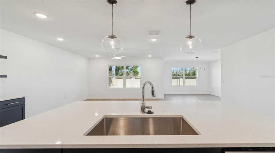 DAVENPORT, Florida 33837, 4 Bedrooms Bedrooms, ,2 BathroomsBathrooms,Residential,For Sale,HALTER,0,MFRO6367178