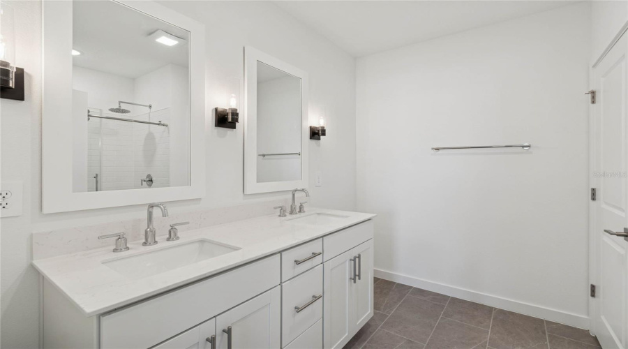 DAVENPORT, Florida 33837, 4 Bedrooms Bedrooms, ,2 BathroomsBathrooms,Residential,For Sale,HALTER,0,MFRO6367178