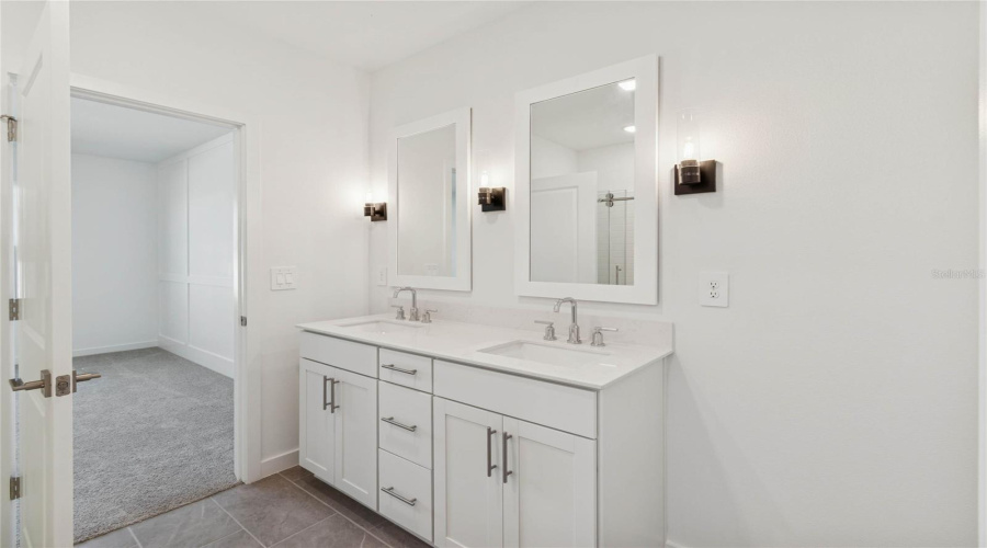 DAVENPORT, Florida 33837, 4 Bedrooms Bedrooms, ,2 BathroomsBathrooms,Residential,For Sale,HALTER,0,MFRO6367178