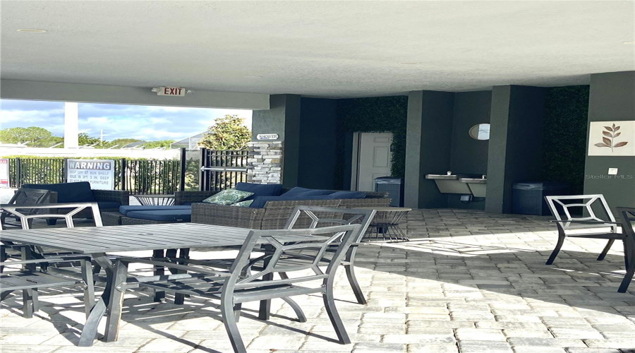 KISSIMMEE, Florida 34747, 4 Bedrooms Bedrooms, ,4 BathroomsBathrooms,Residential,For Sale,FORMOSA VALLEY,0,MFRTB8456199