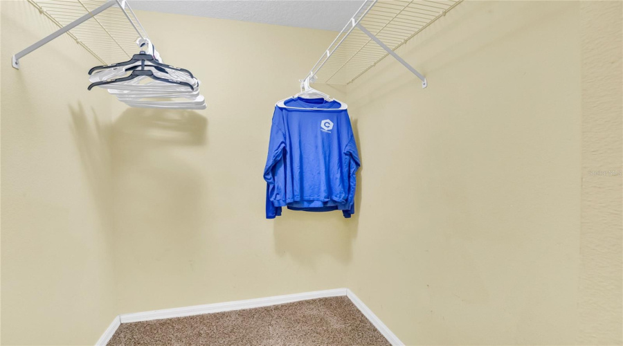 KISSIMMEE, Florida 34747, 5 Bedrooms Bedrooms, ,4 BathroomsBathrooms,Residential,For Sale,BLOOMING ALAMANDA,0,MFRO6367247