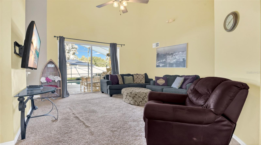 KISSIMMEE, Florida 34747, 5 Bedrooms Bedrooms, ,4 BathroomsBathrooms,Residential,For Sale,BLOOMING ALAMANDA,0,MFRO6367247