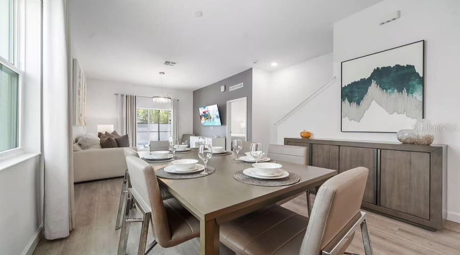 DAVENPORT, Florida 33896, 5 Bedrooms Bedrooms, ,5 BathroomsBathrooms,Residential,For Sale,FAMAGUSTA,0,MFRO6367249