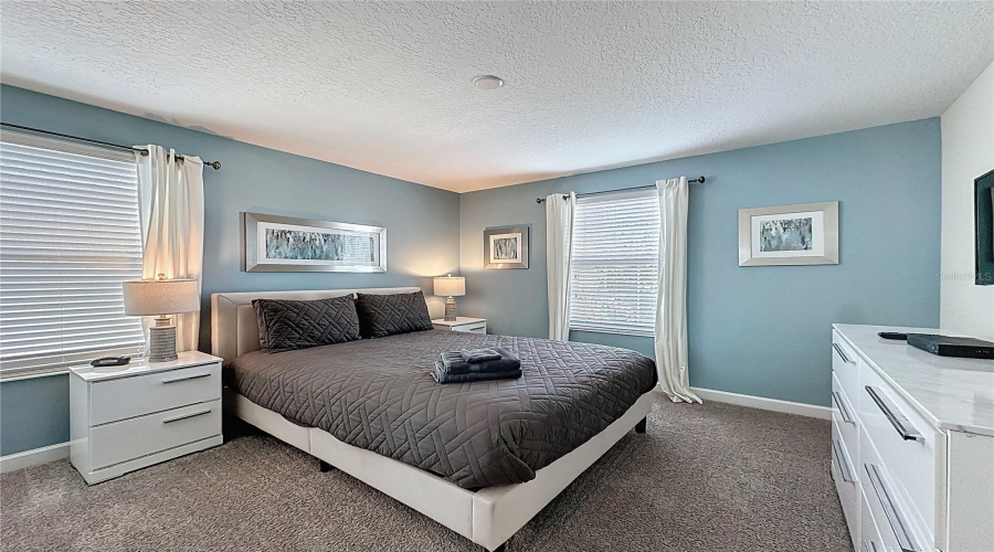 DAVENPORT, Florida 33896, 8 Bedrooms Bedrooms, ,5 BathroomsBathrooms,Residential,For Sale,STINGER,0,MFRS5137916