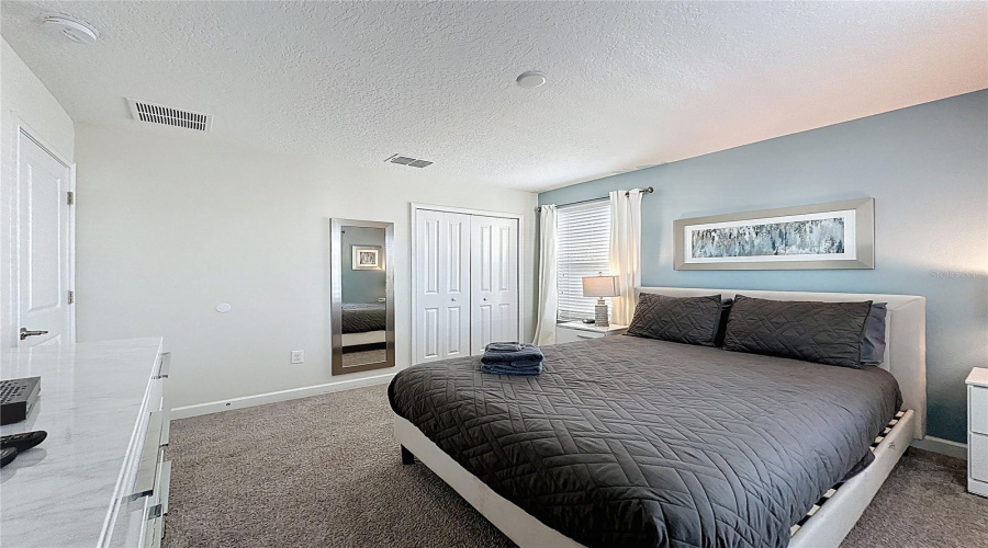 DAVENPORT, Florida 33896, 8 Bedrooms Bedrooms, ,5 BathroomsBathrooms,Residential,For Sale,STINGER,0,MFRS5137916