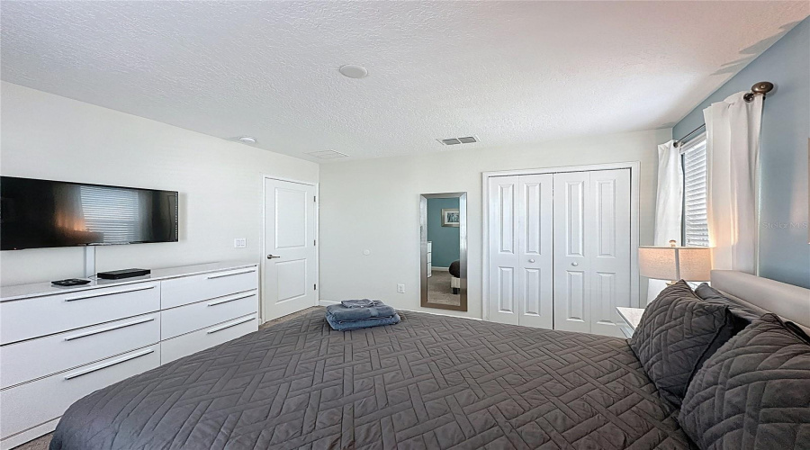 DAVENPORT, Florida 33896, 8 Bedrooms Bedrooms, ,5 BathroomsBathrooms,Residential,For Sale,STINGER,0,MFRS5137916