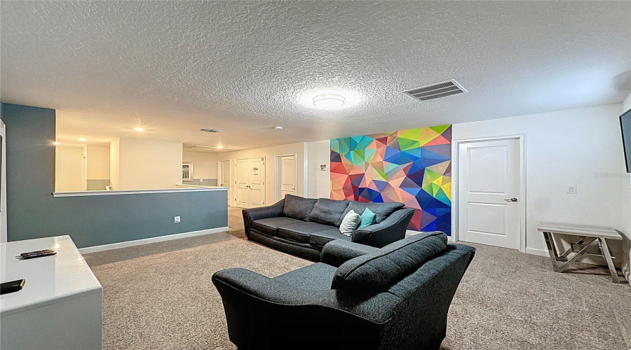 DAVENPORT, Florida 33896, 8 Bedrooms Bedrooms, ,5 BathroomsBathrooms,Residential,For Sale,STINGER,0,MFRS5137916