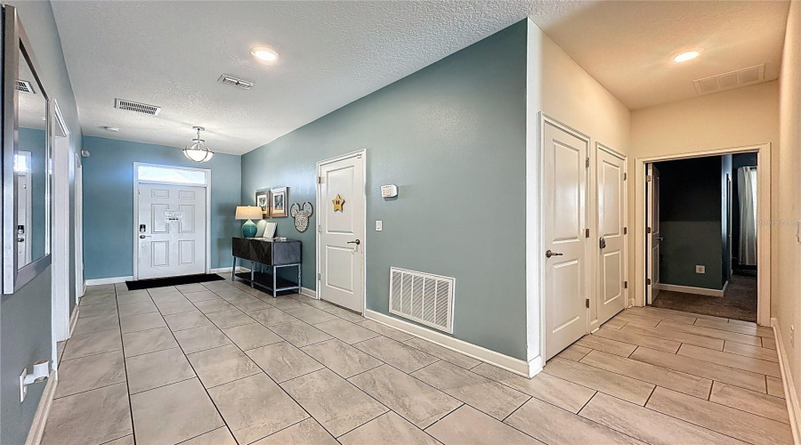 DAVENPORT, Florida 33896, 8 Bedrooms Bedrooms, ,5 BathroomsBathrooms,Residential,For Sale,STINGER,0,MFRS5137916