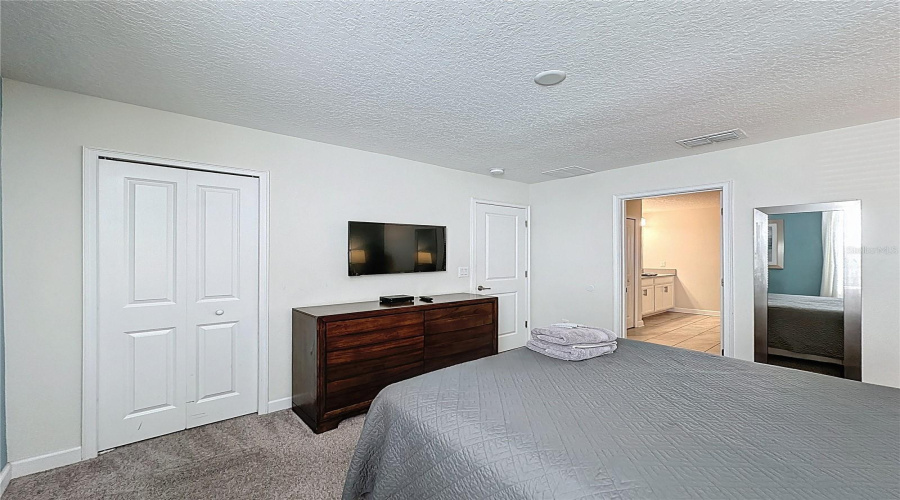 DAVENPORT, Florida 33896, 8 Bedrooms Bedrooms, ,5 BathroomsBathrooms,Residential,For Sale,STINGER,0,MFRS5137916