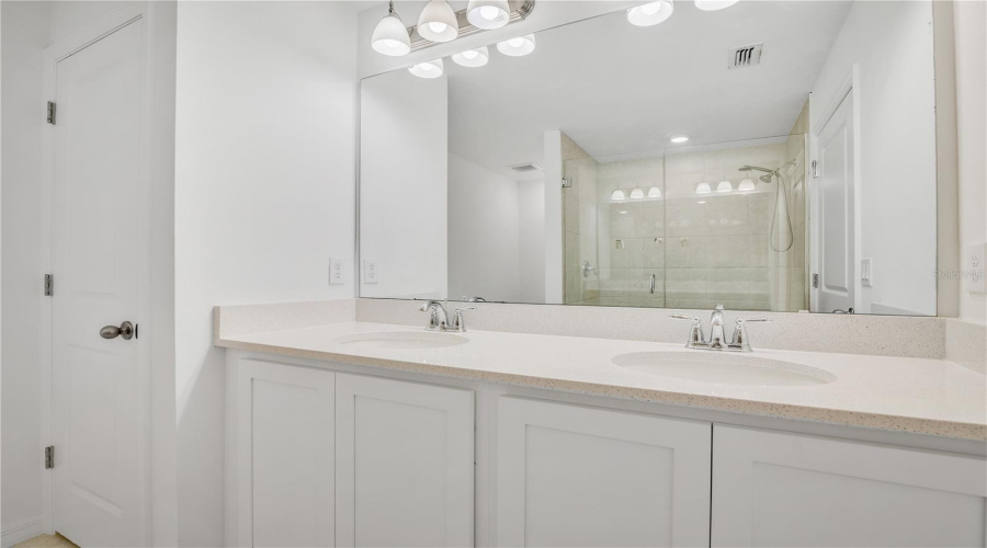 DAVENPORT, Florida 33896, 3 Bedrooms Bedrooms, ,2 BathroomsBathrooms,Residential,For Sale,DISCOVERY,0,MFRO6367290