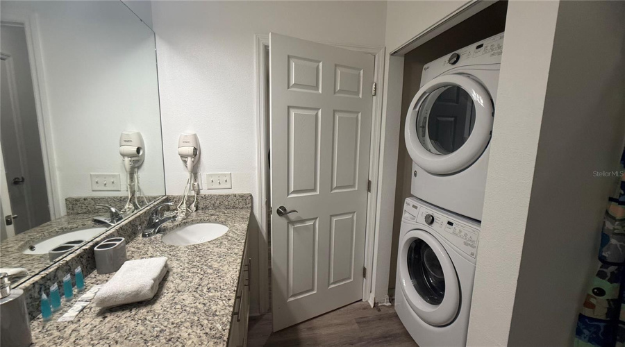 KISSIMMEE, Florida 34747, 3 Bedrooms Bedrooms, ,2 BathroomsBathrooms,Residential,For Sale,SHINE,0,MFRS5140136