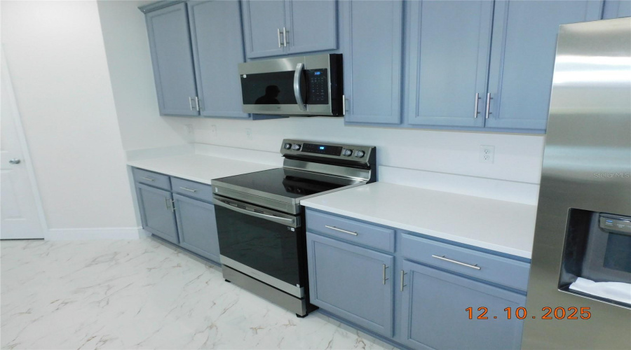 KISSIMMEE, Florida 34746, 4 Bedrooms Bedrooms, ,2 BathroomsBathrooms,Residential,For Sale,BOATING,0,MFRS5140220