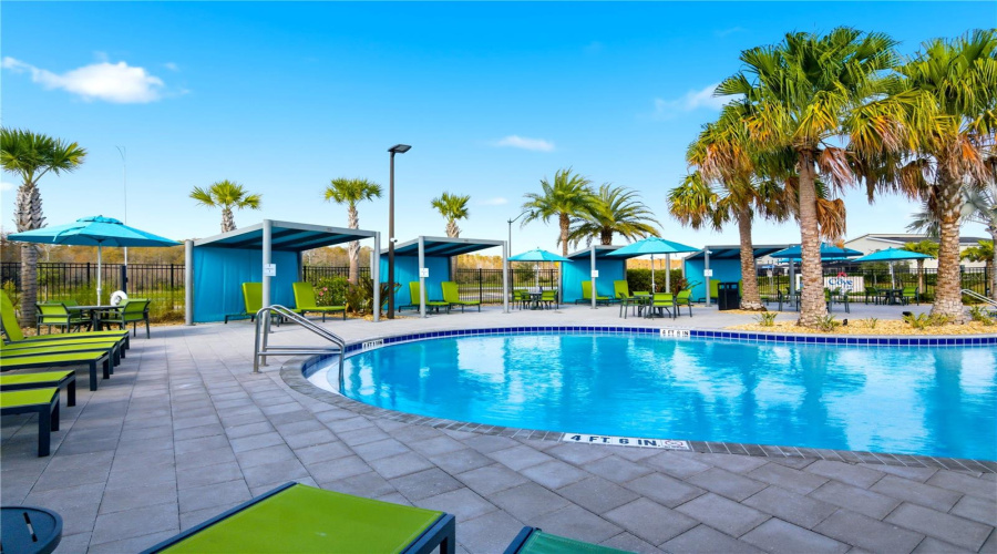 KISSIMMEE, Florida 34746, 4 Bedrooms Bedrooms, ,3 BathroomsBathrooms,Residential,For Sale,READING,0,MFRG5105319