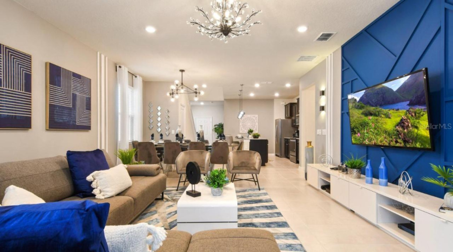 DAVENPORT, Florida 33897, 7 Bedrooms Bedrooms, ,5 BathroomsBathrooms,Residential,For Sale,LILAC,0,MFRS5120303