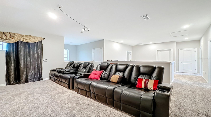 KISSIMMEE, Florida 34746, 4 Bedrooms Bedrooms, ,3 BathroomsBathrooms,Residential,For Sale,CARRICK BEND,0,MFRTB8455695