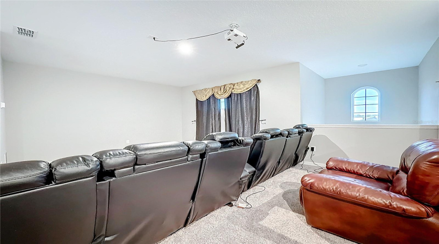 KISSIMMEE, Florida 34746, 4 Bedrooms Bedrooms, ,3 BathroomsBathrooms,Residential,For Sale,CARRICK BEND,0,MFRTB8455695